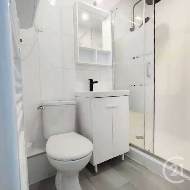 Appartement F2 à vendre - 2 pièces - 29.4 m2 - AURAY - 56 - BRETAGNE - Century 21 Le Roch Immobilier