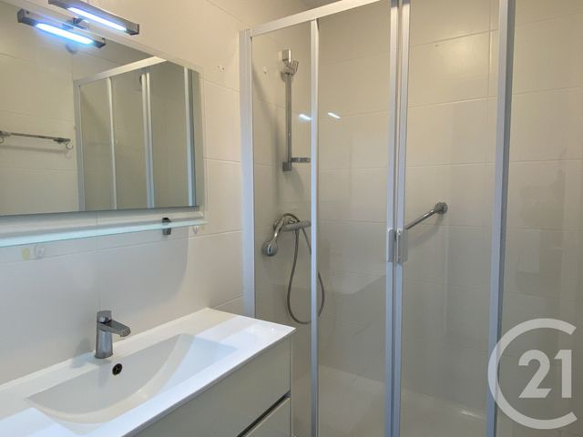 Appartement F4 à vendre - 4 pièces - 81.19 m2 - AURAY - 56 - BRETAGNE - Century 21 Le Roch Immobilier